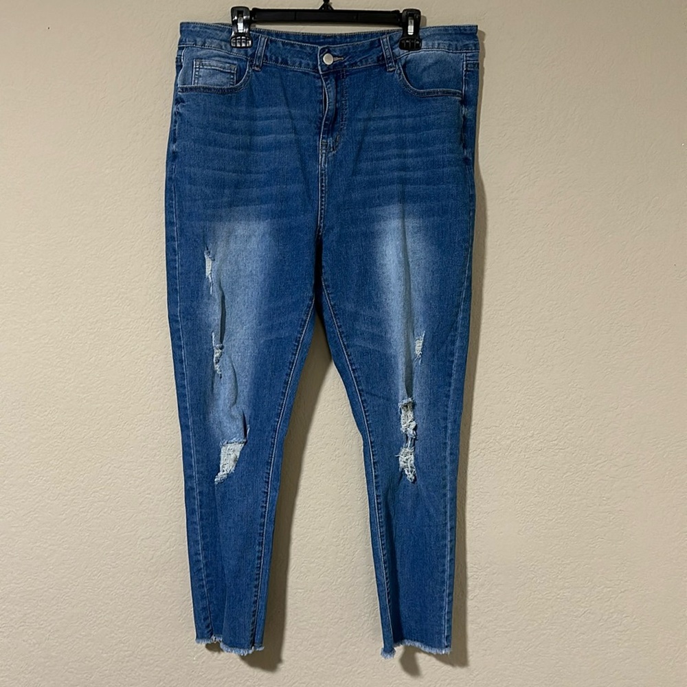 Blue Jeans distressed look